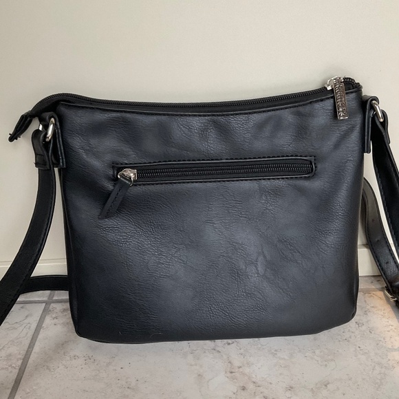 Roots 73 - Vegan Leather Crossbody Black Colour Shoulder Bag NWOT - Picture 8 of 16